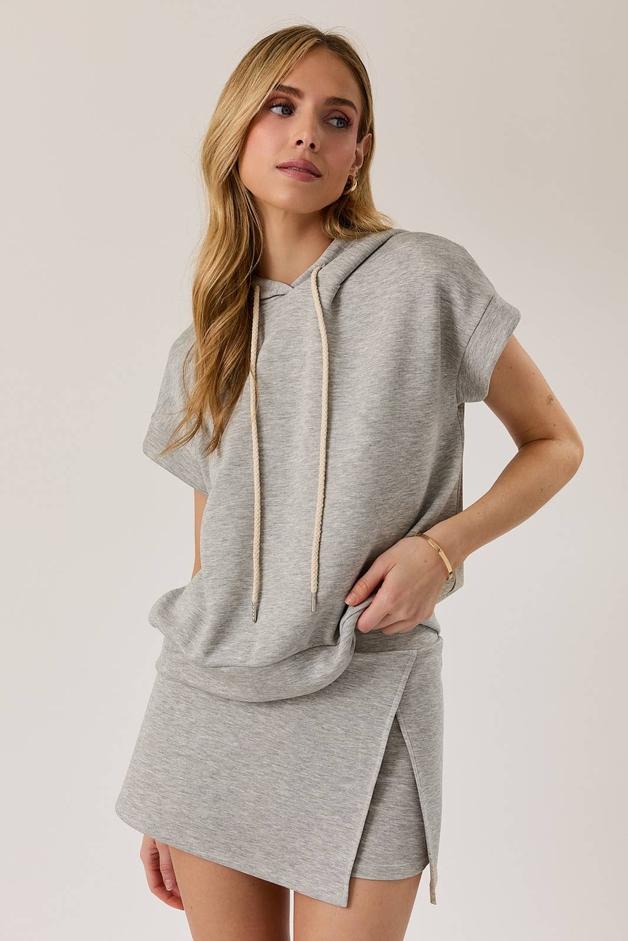 HOODED SWEATSHIRT & HIGH WAIST MINI SKIRT